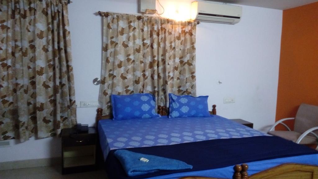 El-Shaddai Homes Бангалор Екстериор снимка